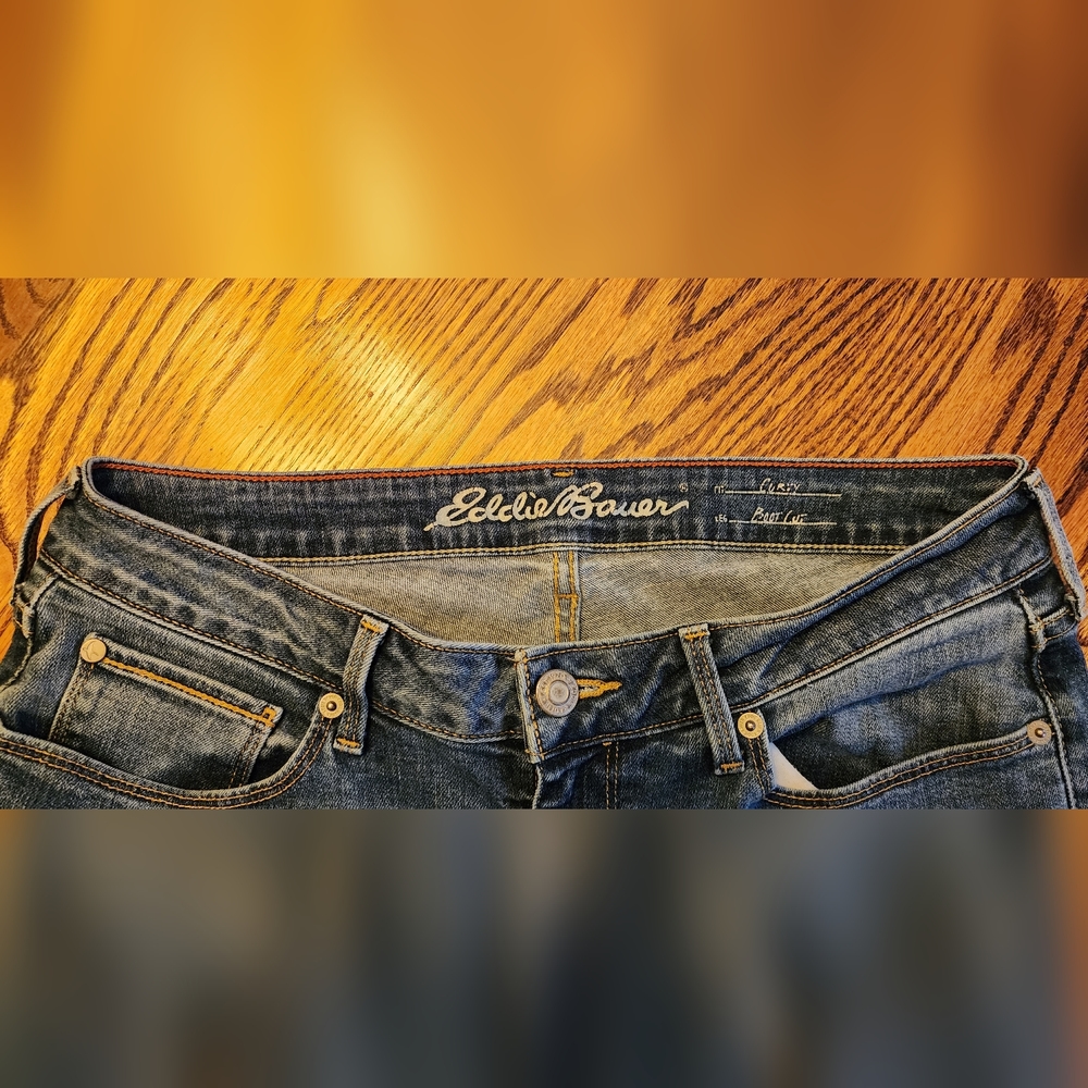 Eddie Bauer jeans size 8 boot cut
